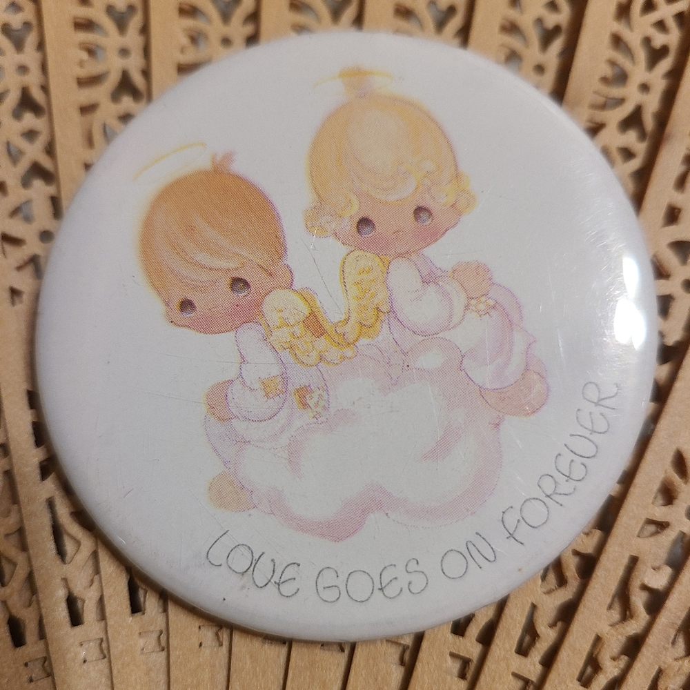 Button for your jacket - Picture 3 of 6